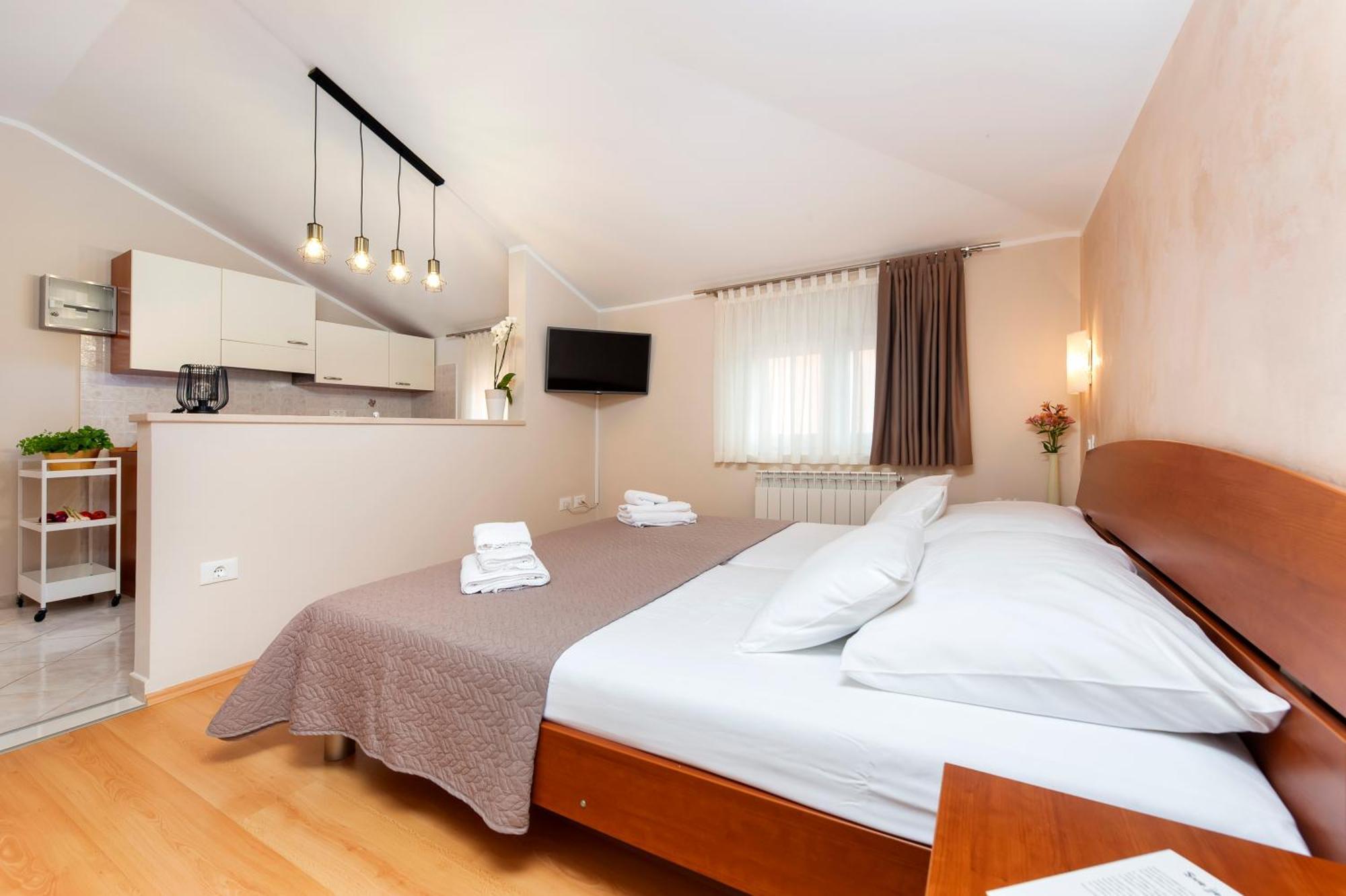 Apartments Martina Rovinj Zewnętrze zdjęcie