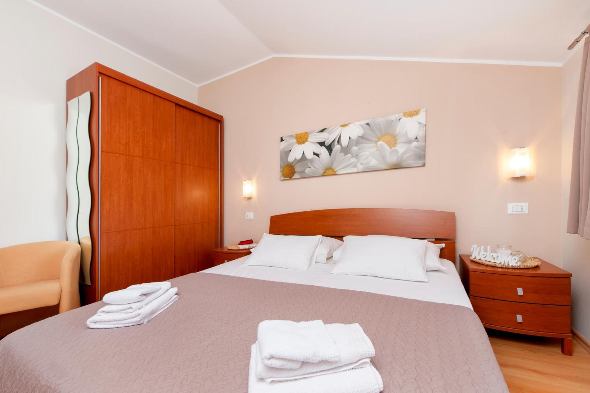 Apartments Martina Rovinj Zewnętrze zdjęcie